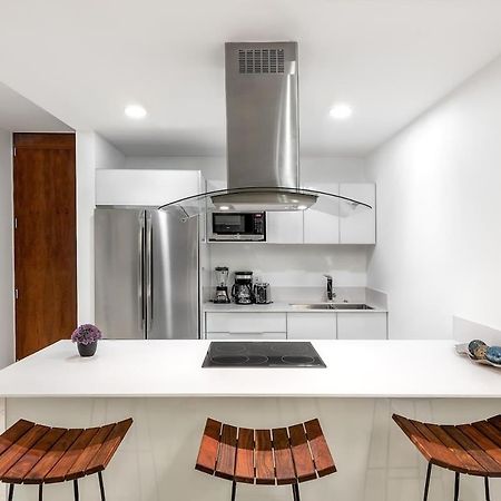 Trendy 1 Bedroom Apartment In Cruz Con Mar Brand New Building プレヤデルカーメン エクステリア 写真